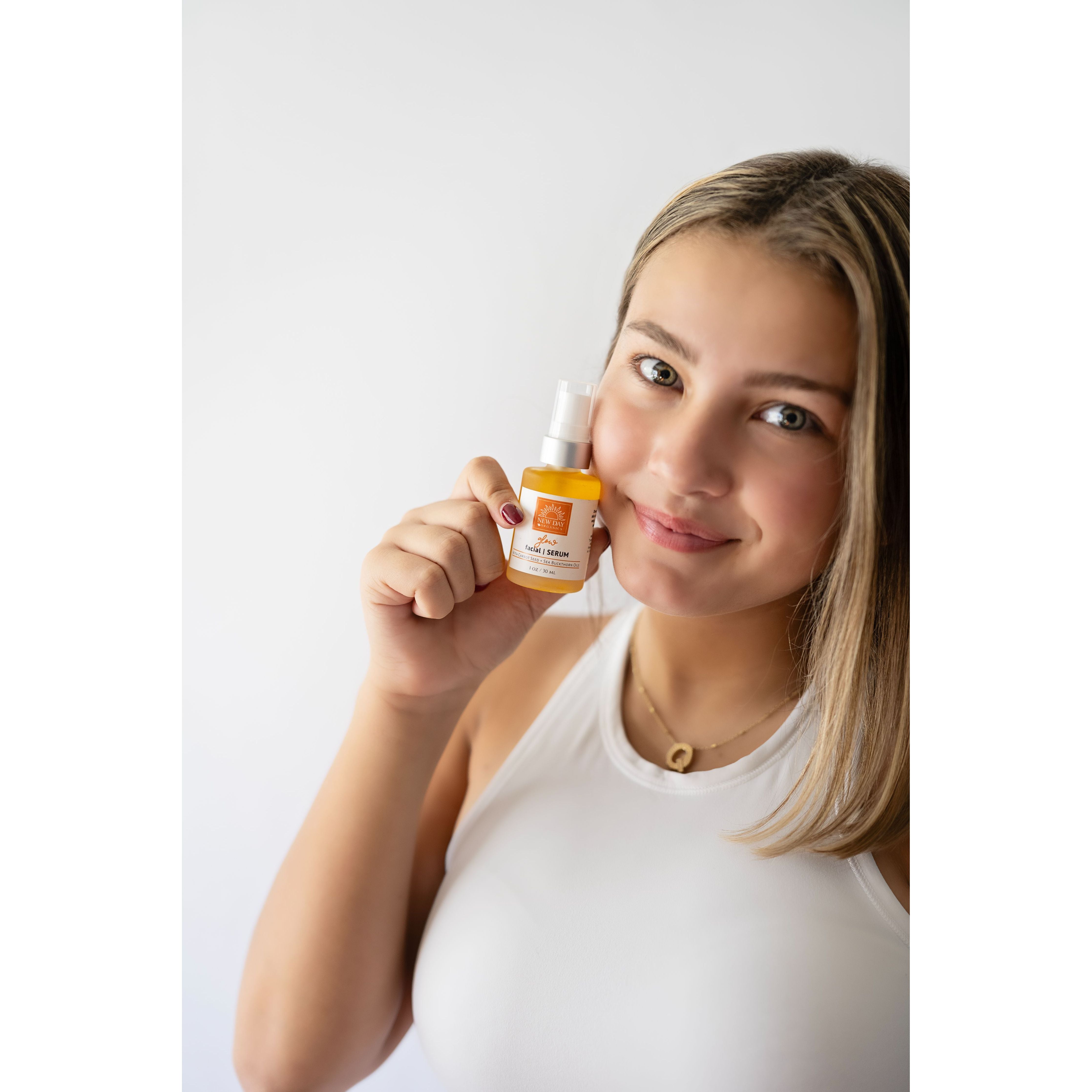 Glow Facial Serum - The Essentials Collection